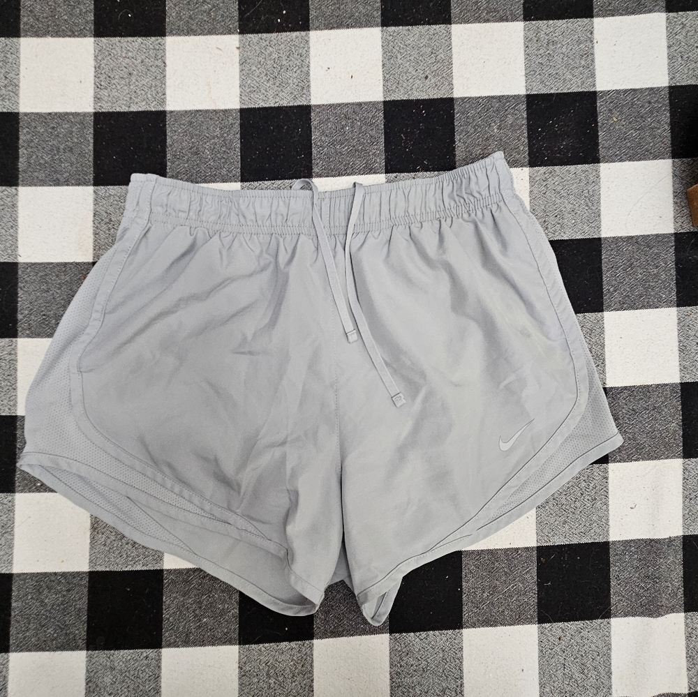 Nike Shorts Womens Light Gray Size Small